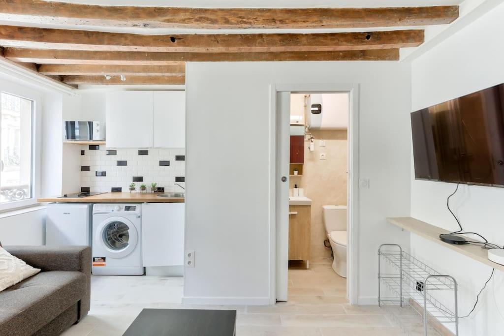 5mn Walk From Oberkampf Metro Station Apartment *